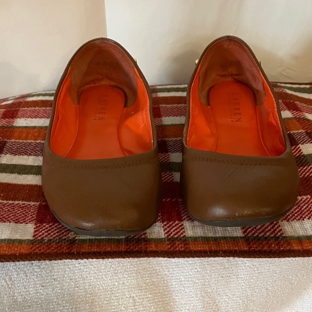 Lauren Ralph Lauren Womans 8 medium Barb Brown Golden Chain Ballet Slip on Flats
